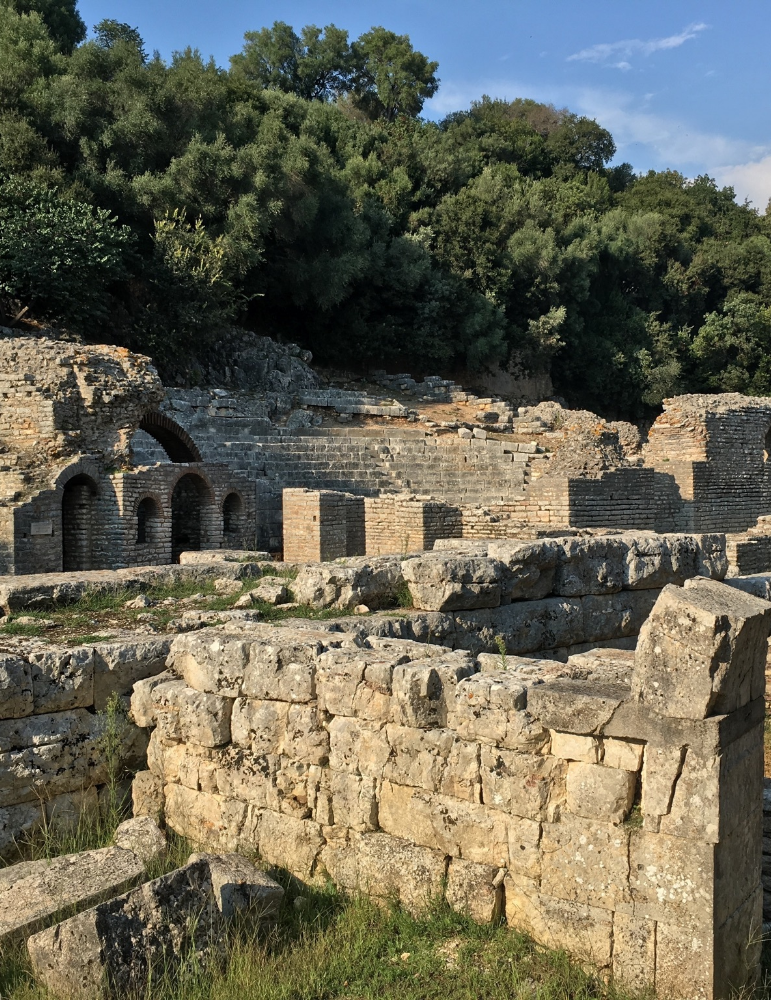 Circuit Albanie Nord Sud 8 jours – Riviera, Berat, Butrint & Gjirokastër