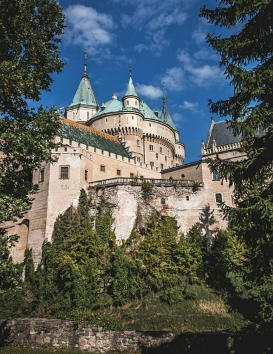 Circuit Slovaquie 8 jours : Bratislava, châteaux & Piešťany